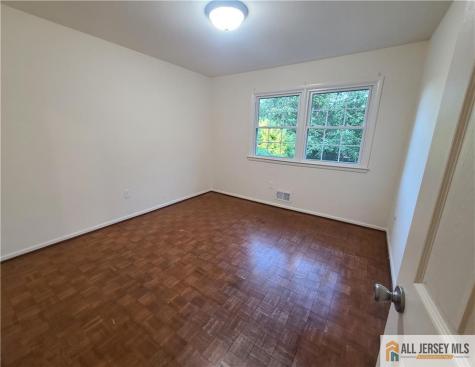 8 Windy Hill Road Metuchen NJ 08840