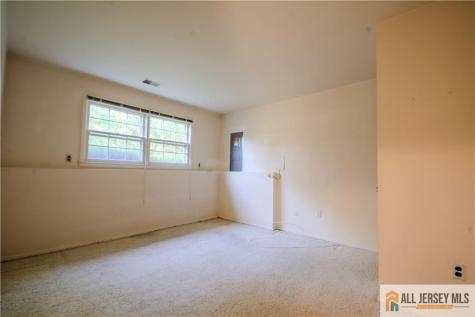 8 Windy Hill Road Metuchen NJ 08840