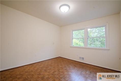 8 Windy Hill Road Metuchen NJ 08840