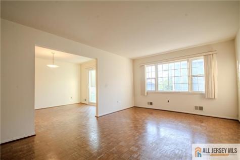 8 Windy Hill Road Metuchen NJ 08840