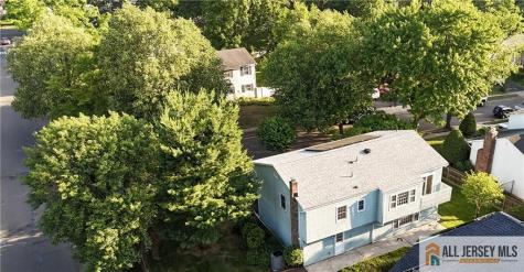8 Windy Hill Road Metuchen NJ 08840