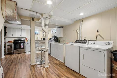 1585 Barton Road Union Twp NJ 07083