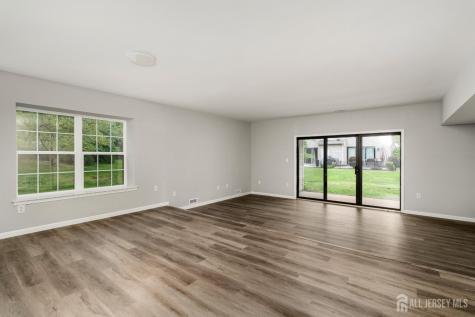 127 Berkshire Court Piscataway NJ 08854
