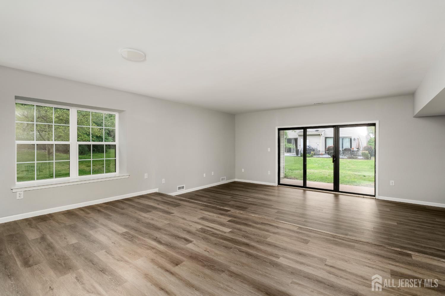 127 Berkshire Court Piscataway NJ 08854