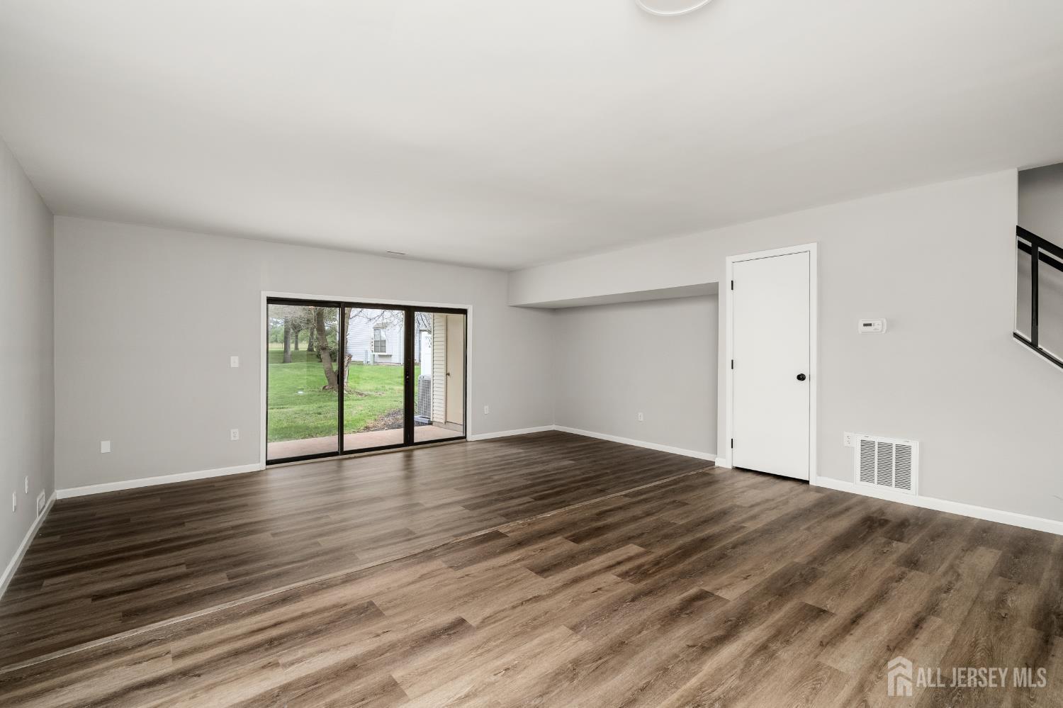 127 Berkshire Court Piscataway NJ 08854