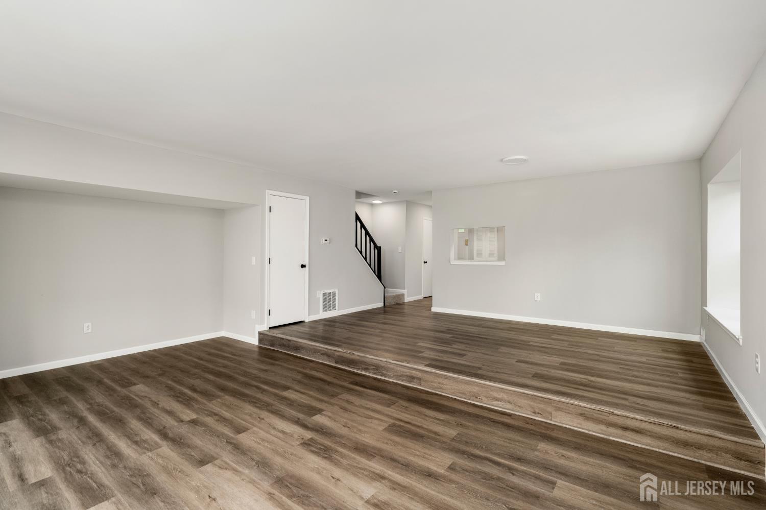 127 Berkshire Court Piscataway NJ 08854