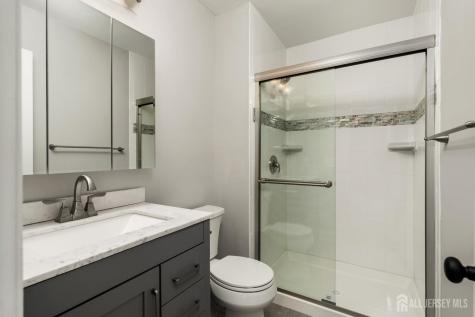 127 Berkshire Court Piscataway NJ 08854