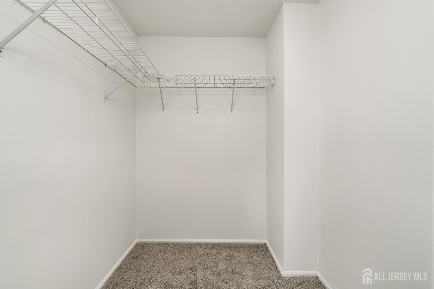 127 Berkshire Court Piscataway NJ 08854