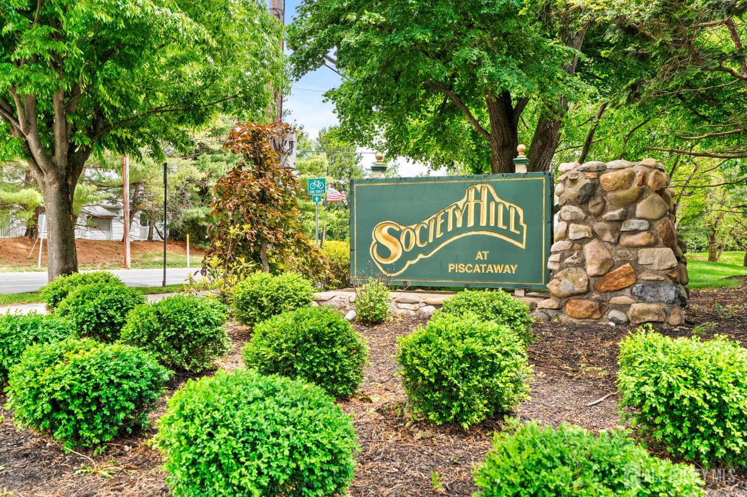 127 Berkshire Court Piscataway NJ 08854