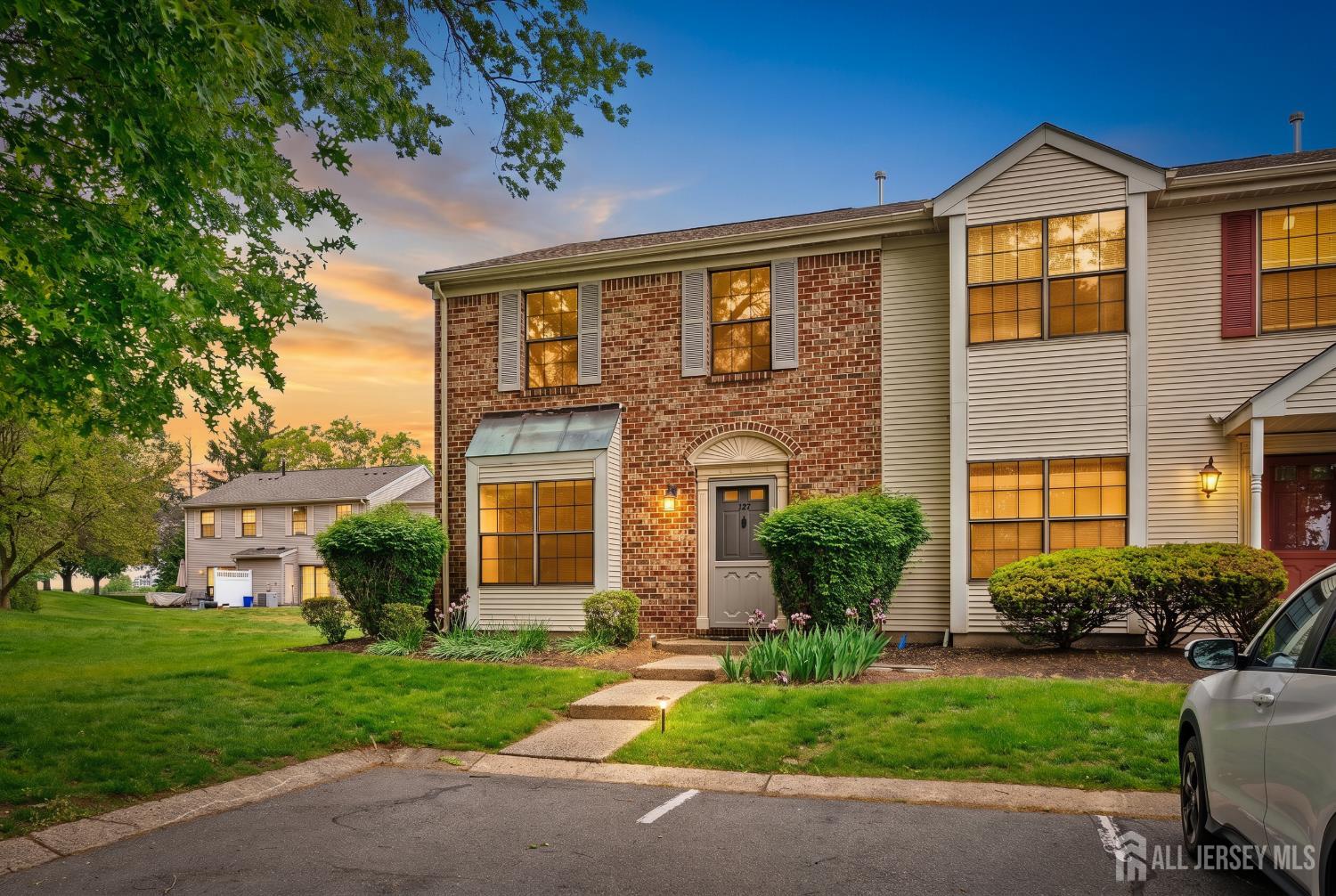 127 Berkshire Court Piscataway NJ 08854