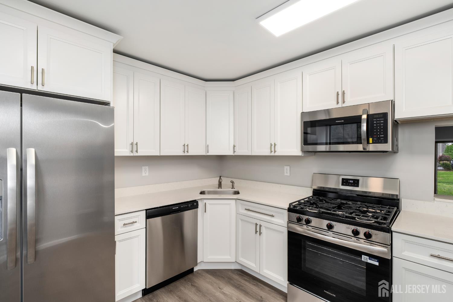 127 Berkshire Court Piscataway NJ 08854