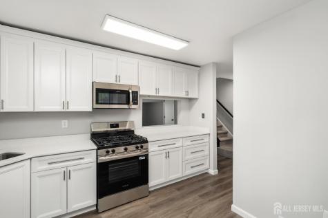 127 Berkshire Court Piscataway NJ 08854