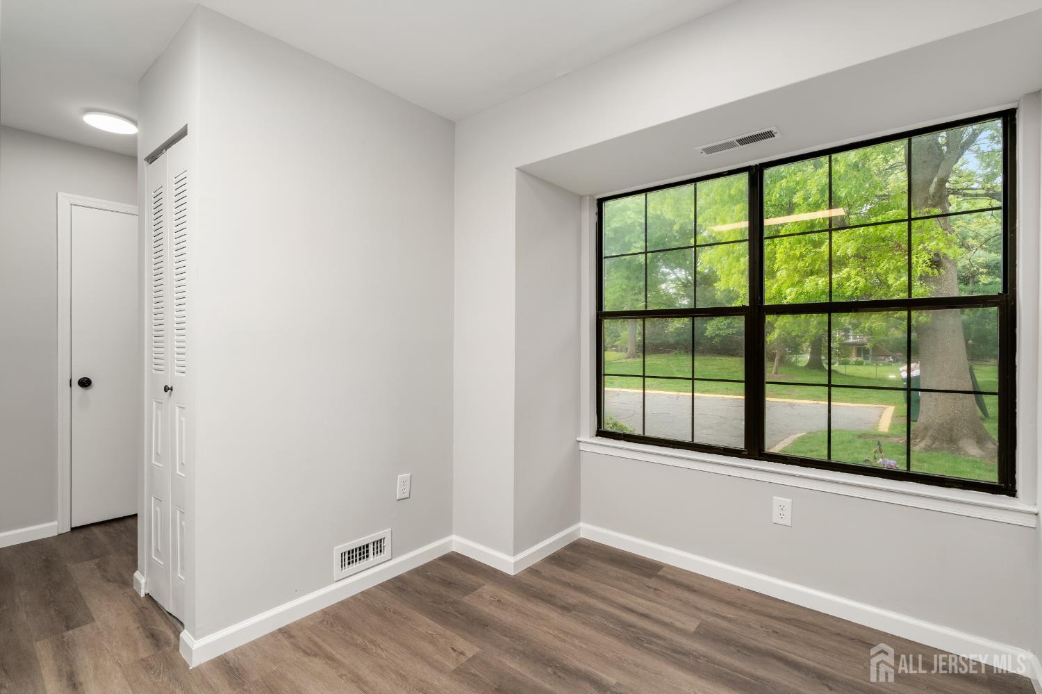 127 Berkshire Court Piscataway NJ 08854