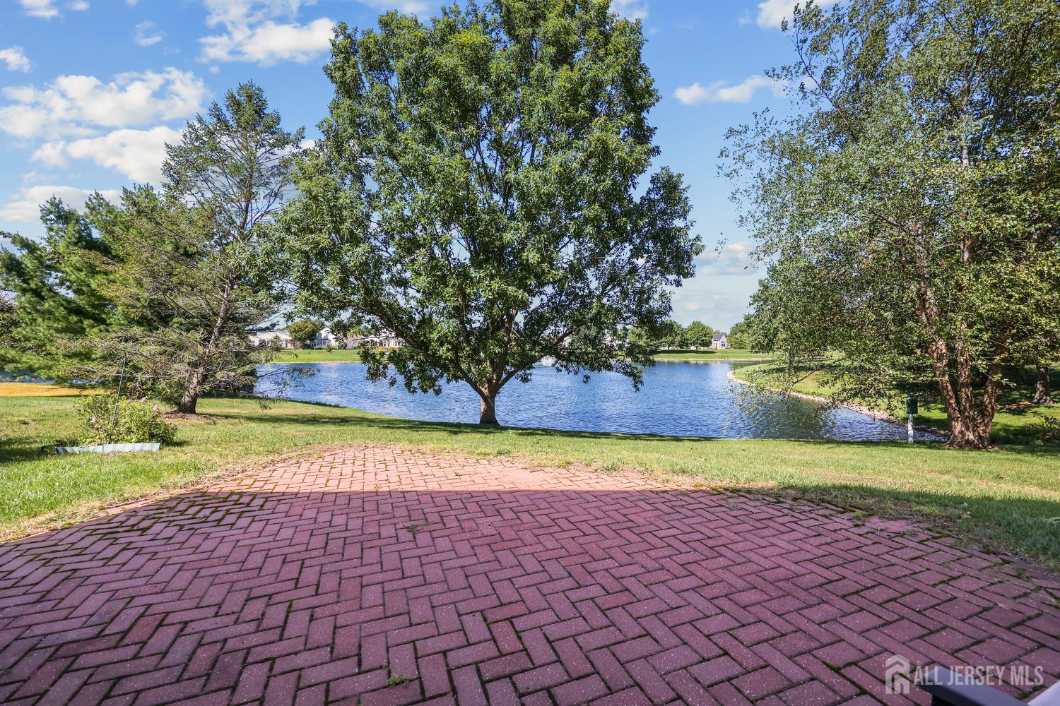99 Minuteman Circle Upper Freehold NJ 08501