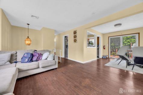 26 Nancy Lane Piscataway NJ 08854