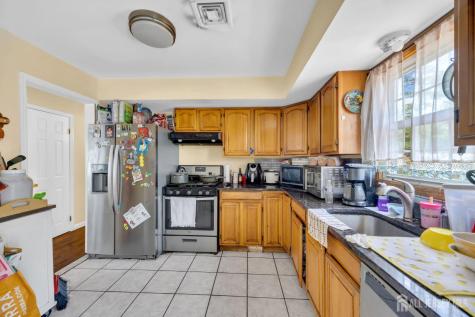 26 Nancy Lane Piscataway NJ 08854