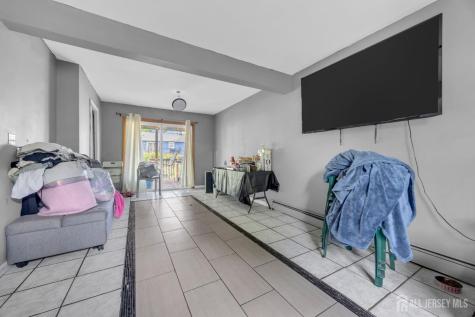 26 Nancy Lane Piscataway NJ 08854