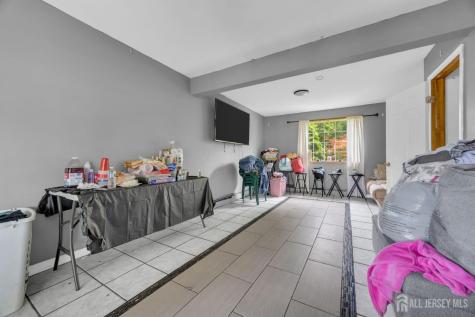 26 Nancy Lane Piscataway NJ 08854