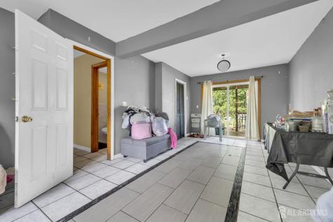 26 Nancy Lane Piscataway NJ 08854