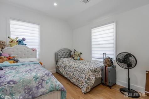 12 Florence Avenue South River NJ 08882