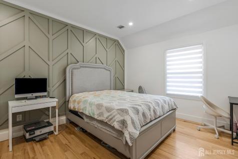 12 Florence Avenue South River NJ 08882