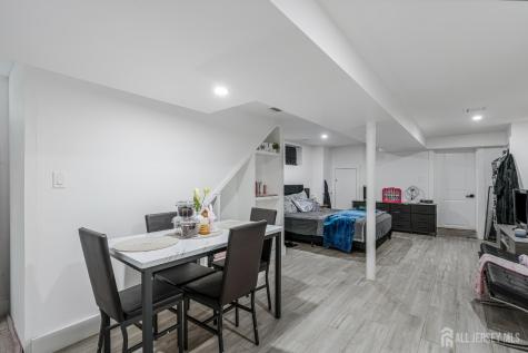 12 Florence Avenue South River NJ 08882