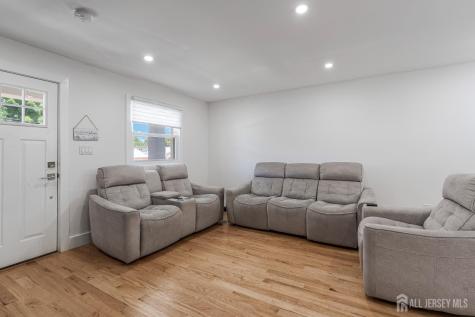 12 Florence Avenue South River NJ 08882