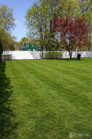606 Willow Avenue Piscataway NJ 08854