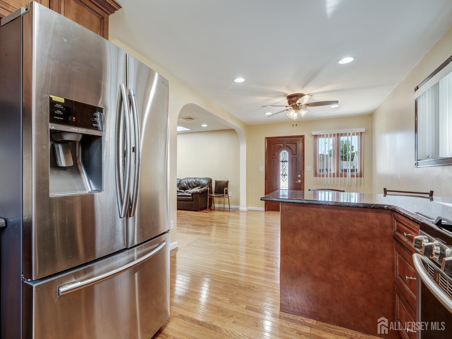 24 Winthrop Road Edison NJ 08817