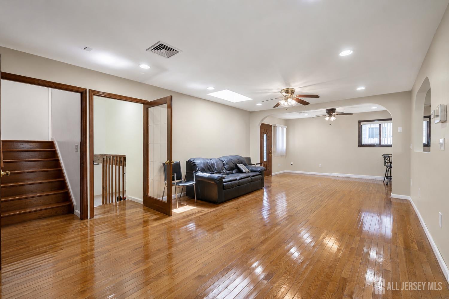24 Winthrop Road Edison NJ 08817