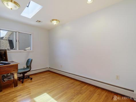 24 Winthrop Road Edison NJ 08817