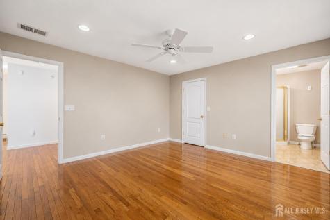24 Winthrop Road Edison NJ 08817