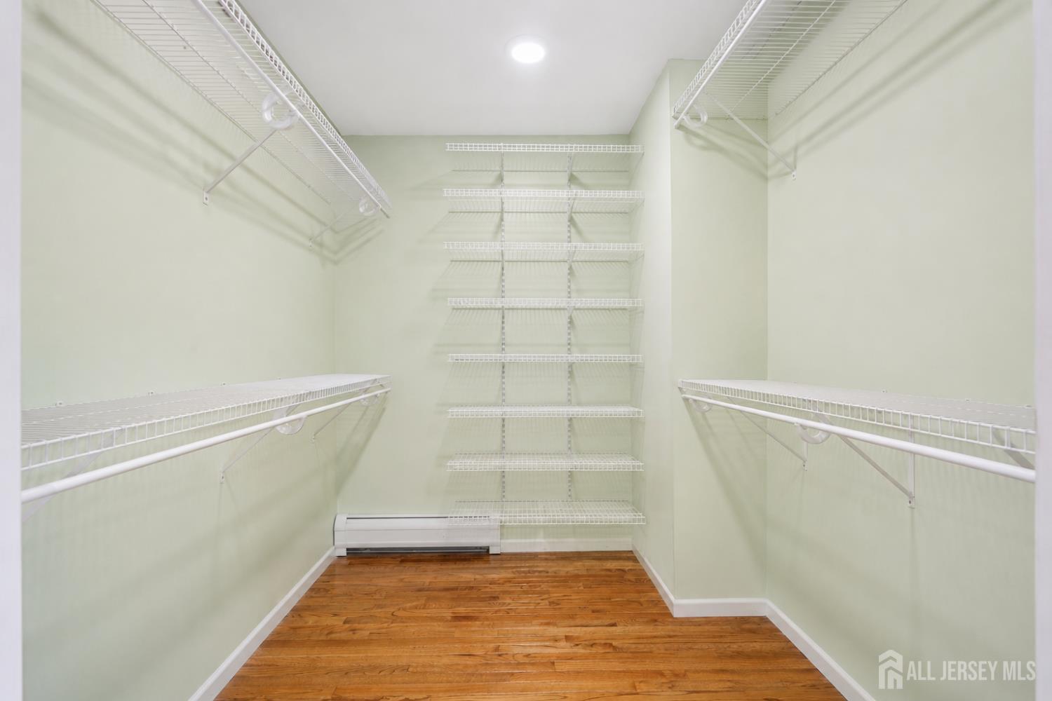 24 Winthrop Road Edison NJ 08817