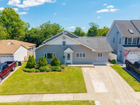 24 Winthrop Road Edison NJ 08817