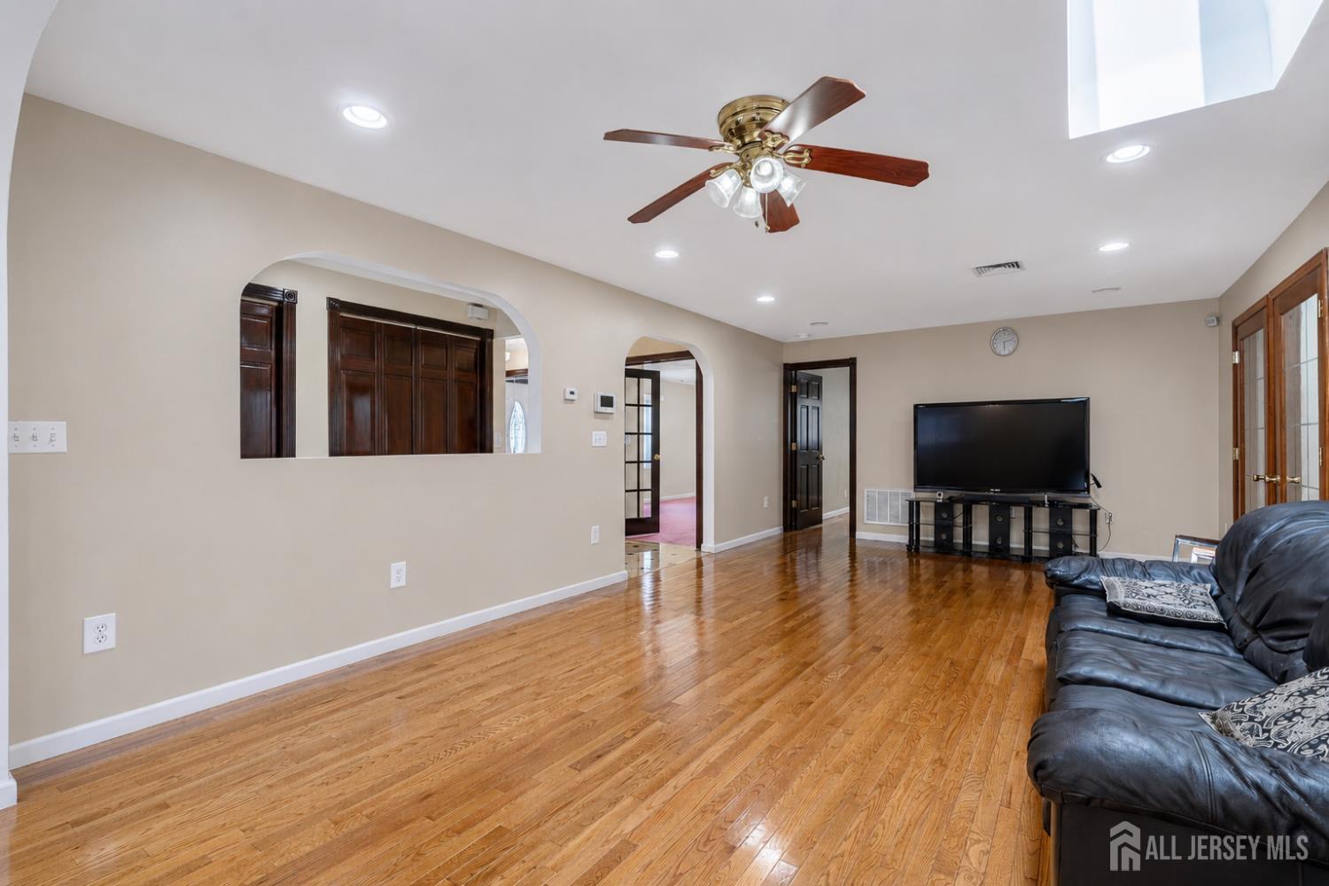 24 Winthrop Road Edison NJ 08817