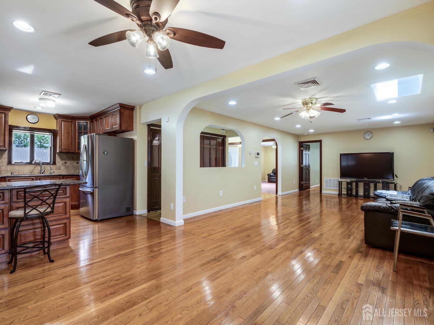 24 Winthrop Road Edison NJ 08817