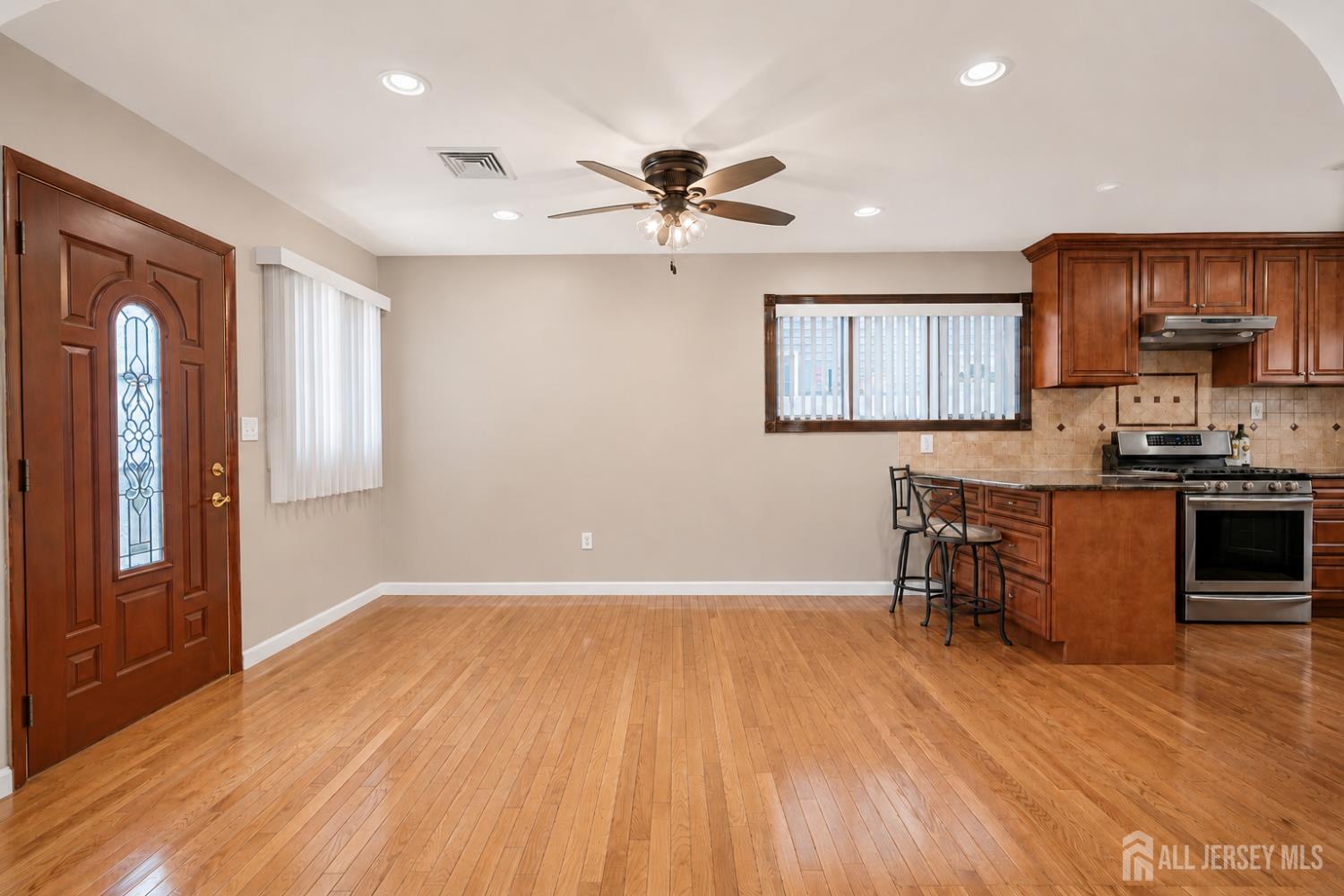 24 Winthrop Road Edison NJ 08817