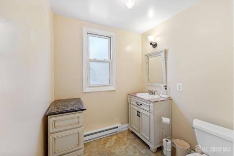150 W 5th Avenue Roselle NJ 07202