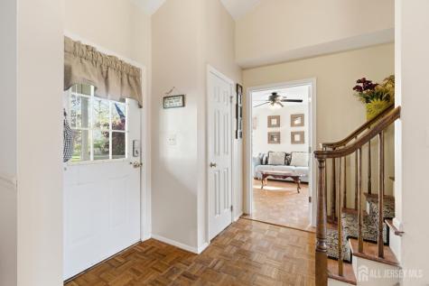 6 Shoshoni Way Branchburg NJ 08876