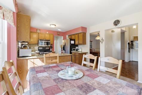 6 Shoshoni Way Branchburg NJ 08876