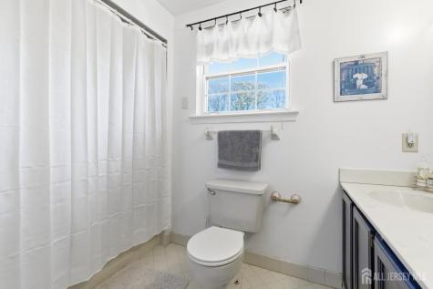 6 Shoshoni Way Branchburg NJ 08876