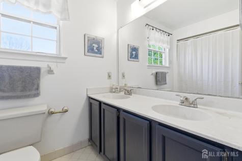 6 Shoshoni Way Branchburg NJ 08876