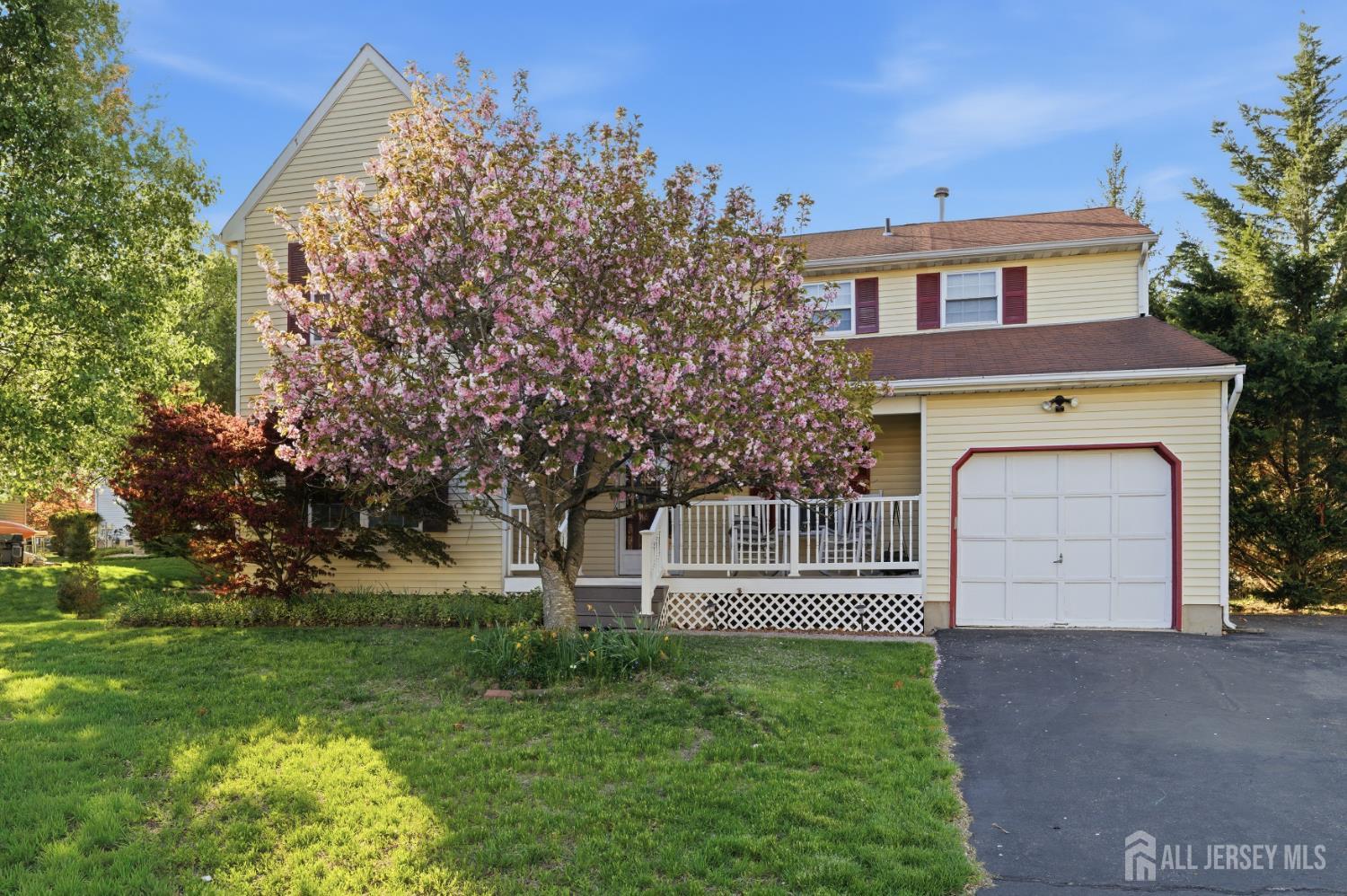 6 Shoshoni Way Branchburg NJ 08876