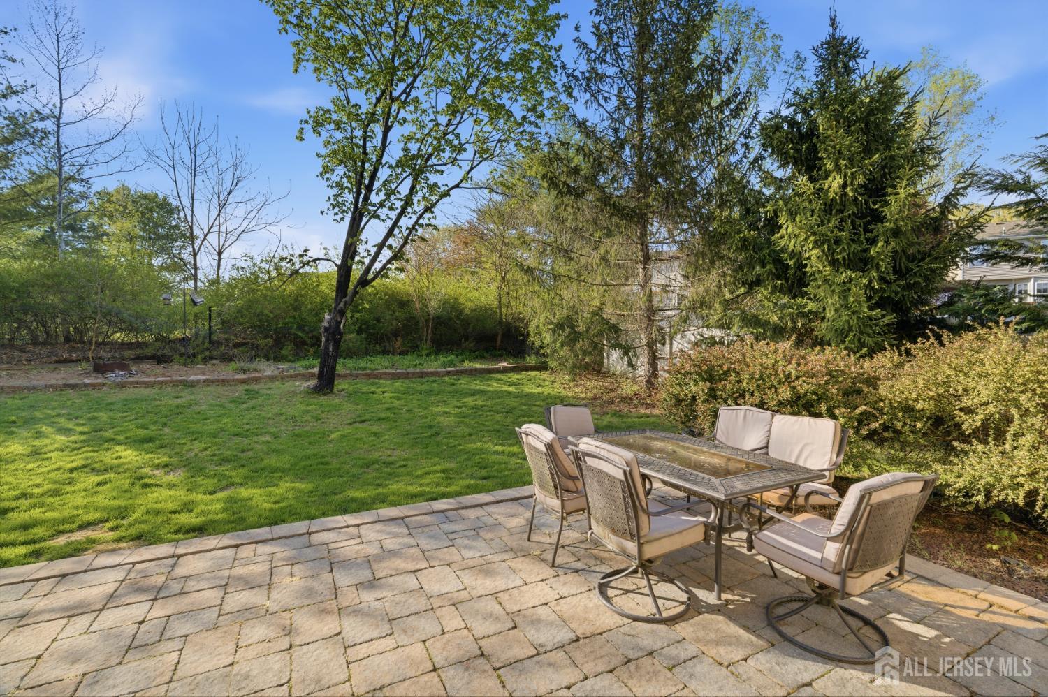 6 Shoshoni Way Branchburg NJ 08876