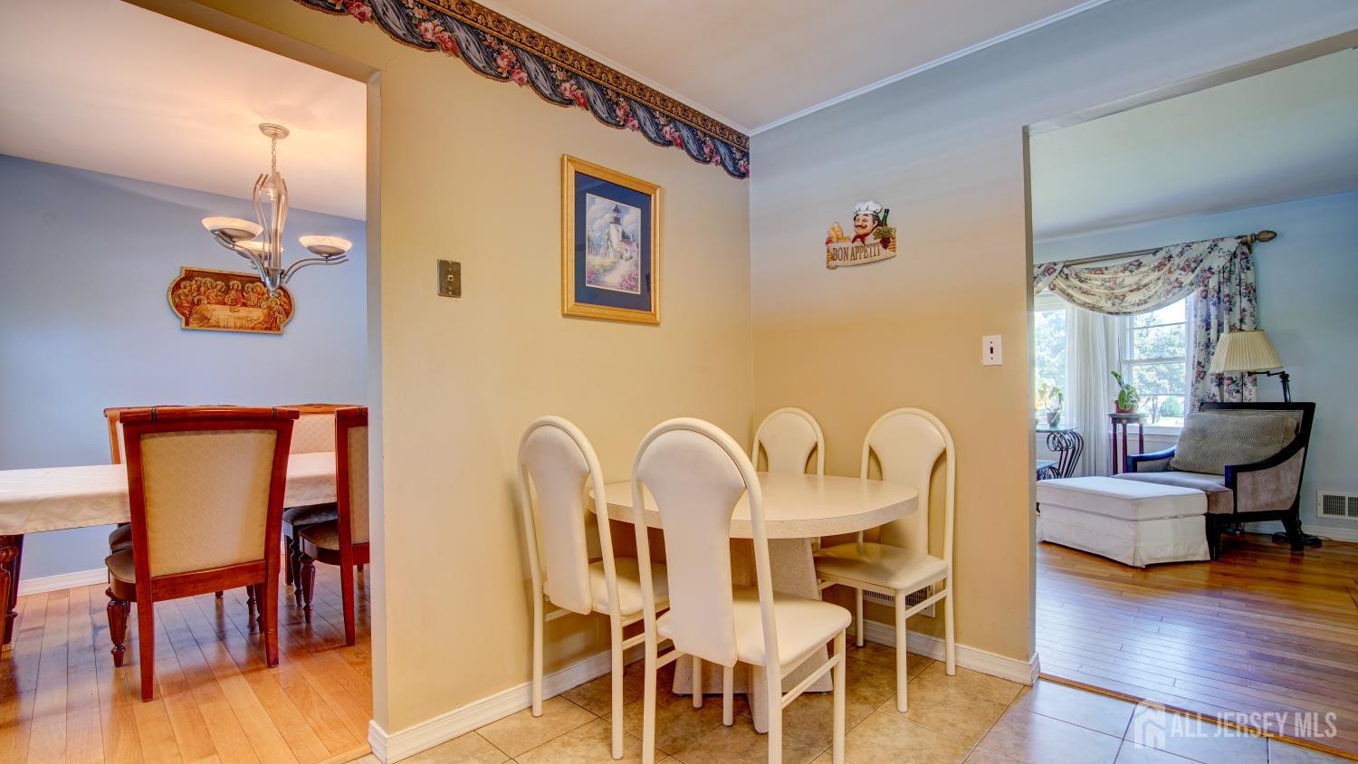 12 W End Avenue Spotswood NJ 08884