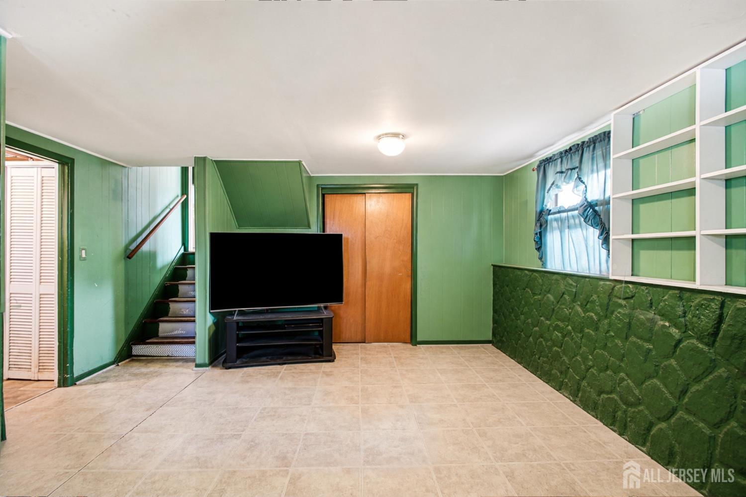 1852 W 5th Street Piscataway NJ 08854