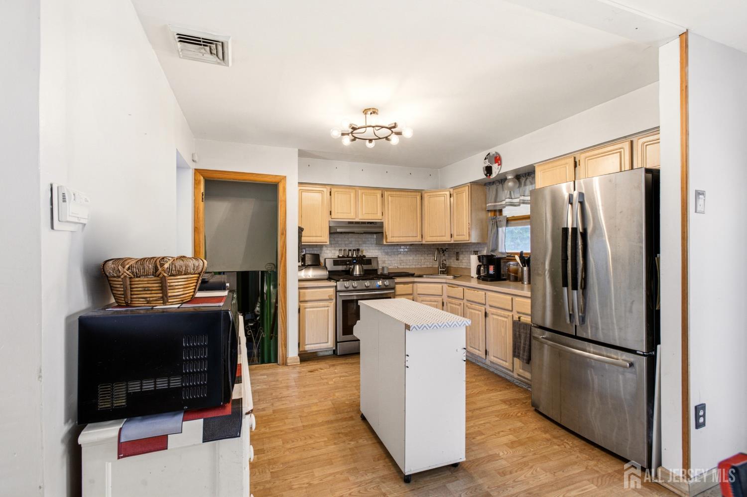 1852 W 5th Street Piscataway NJ 08854
