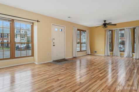 382 Hadleigh Lane North Brunswick NJ 08902