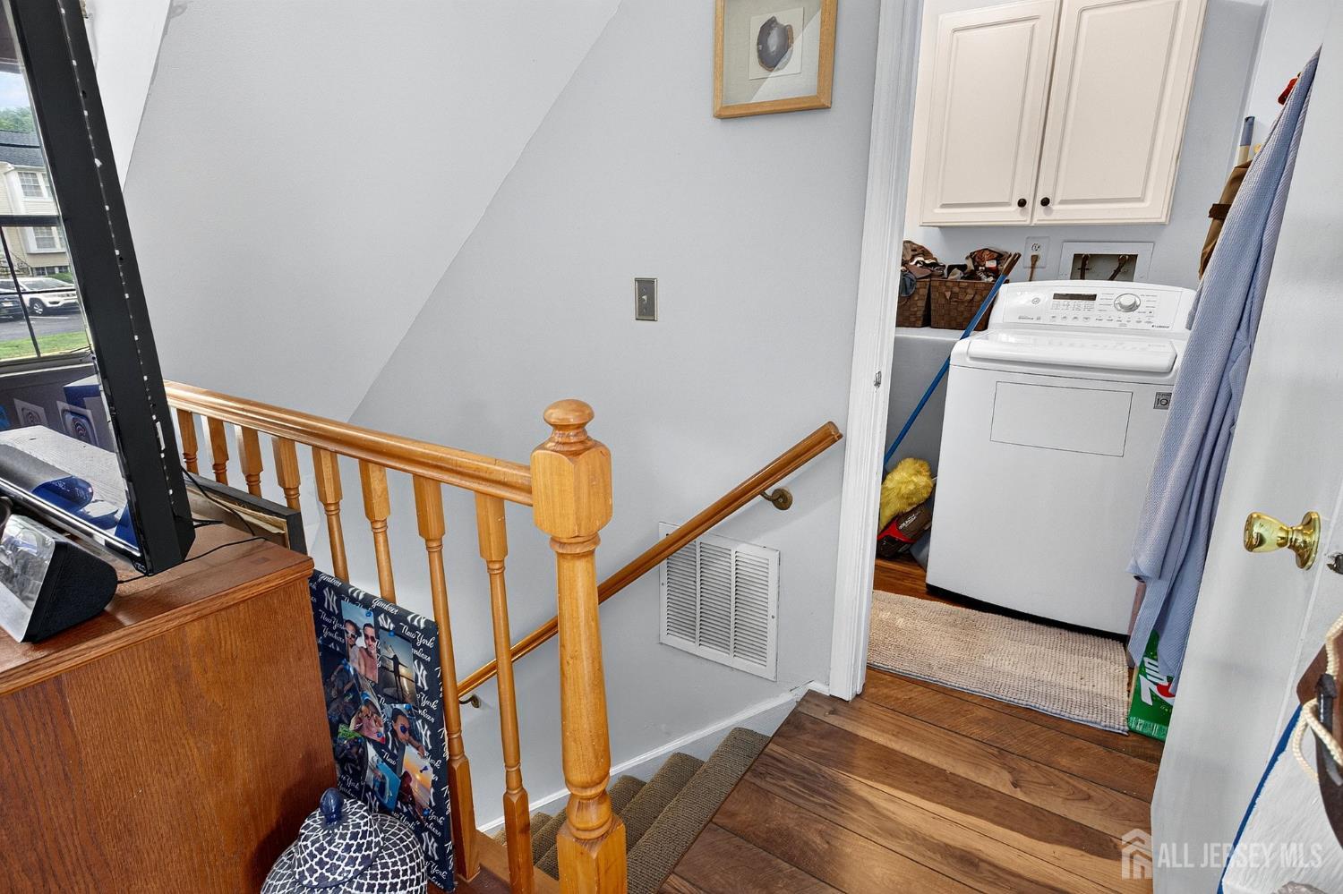 20 Karwatt Court Sayreville NJ 08872