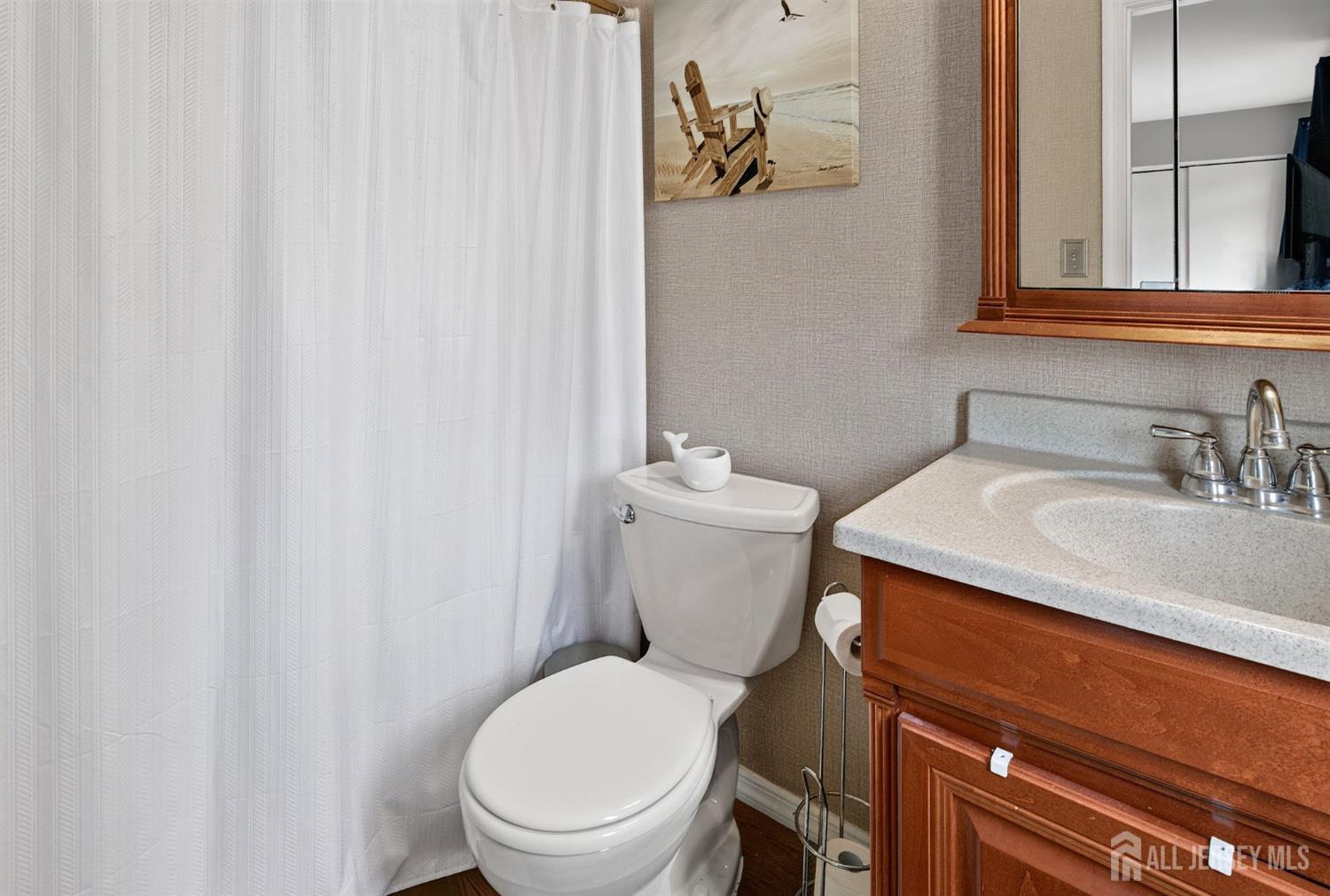 20 Karwatt Court Sayreville NJ 08872